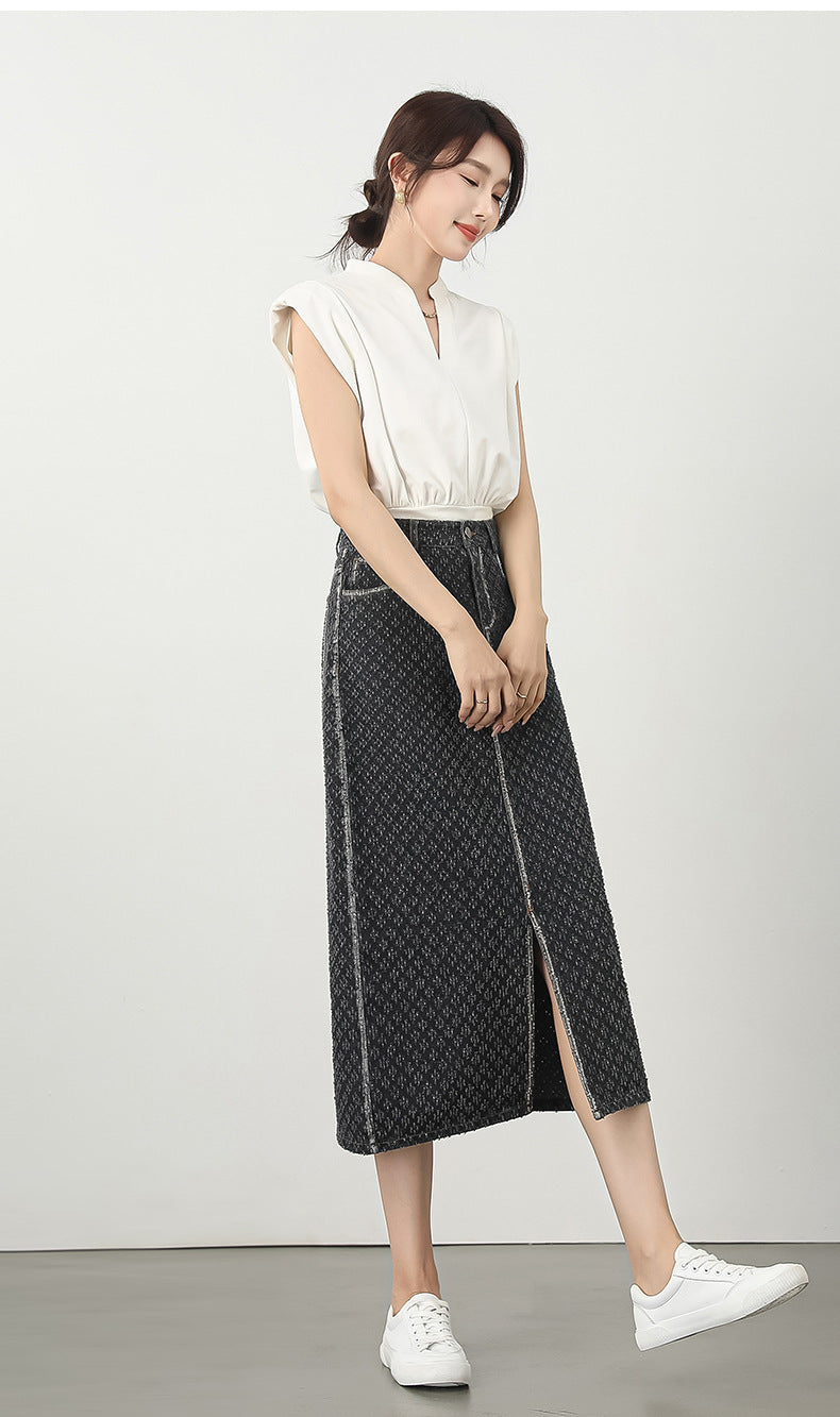 Jacquard Denim Skirt with Slits image 15